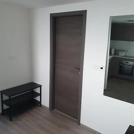 Apartament Ledince *